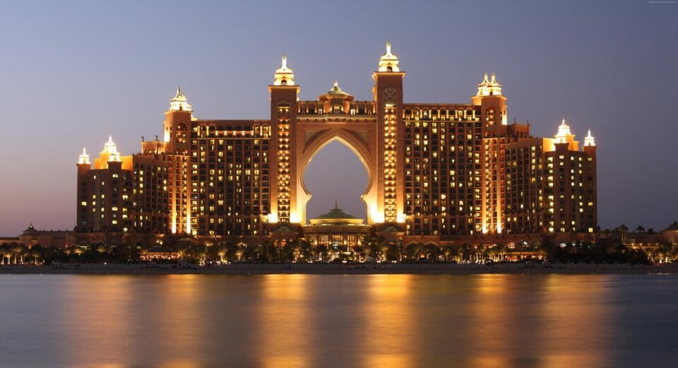 Atlantis Hotel, The Palm, Dubai - a destination for rich people