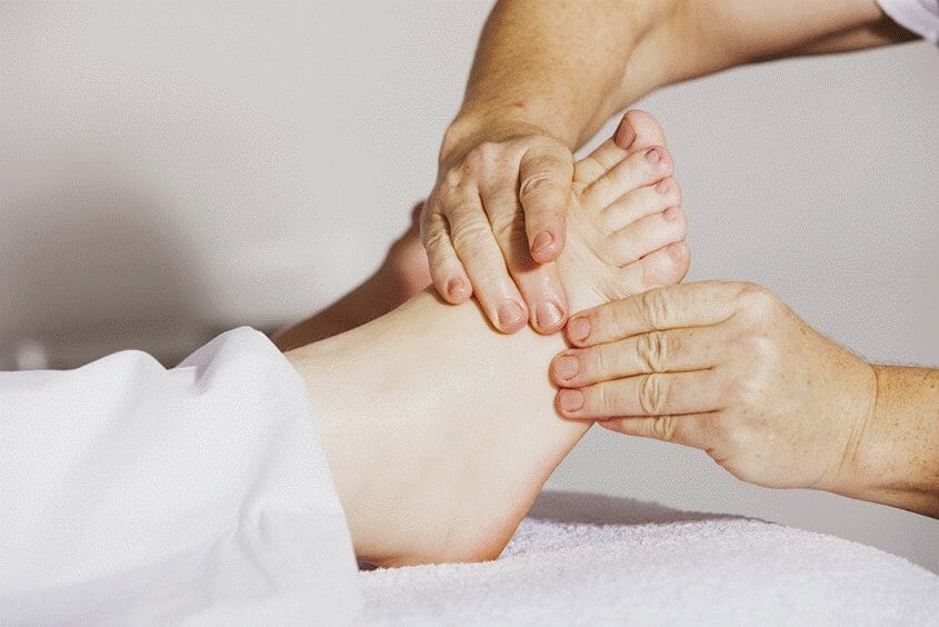 Massage for swollen feet